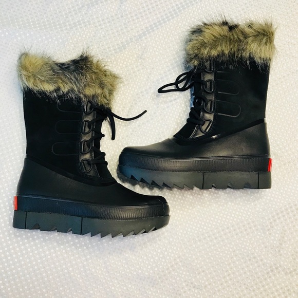 Sorel Joan of artic Next leather boots in black - Picture 2 of 10